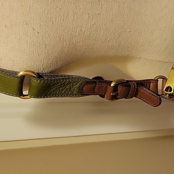 NWT: Leather Fossil Explorer Crossbody - Picture 8 of 16